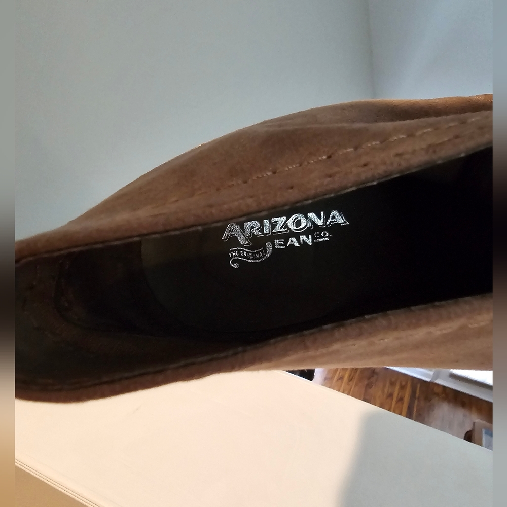 Booties - Picture 4 of 4